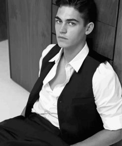 Black And White Hero Fiennes Tiffin Piant by numbers